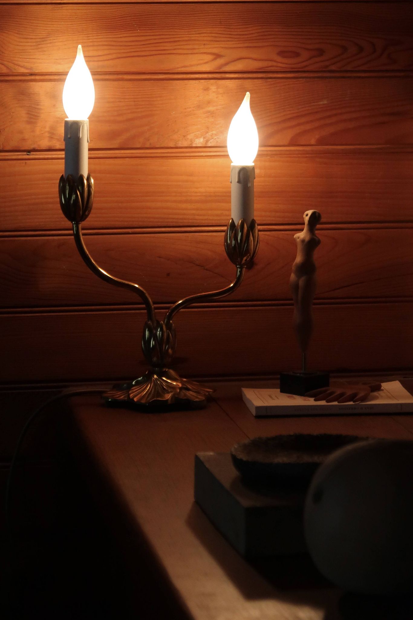 Lampe Nénuphar en bronze de Lucien Gau, années 90