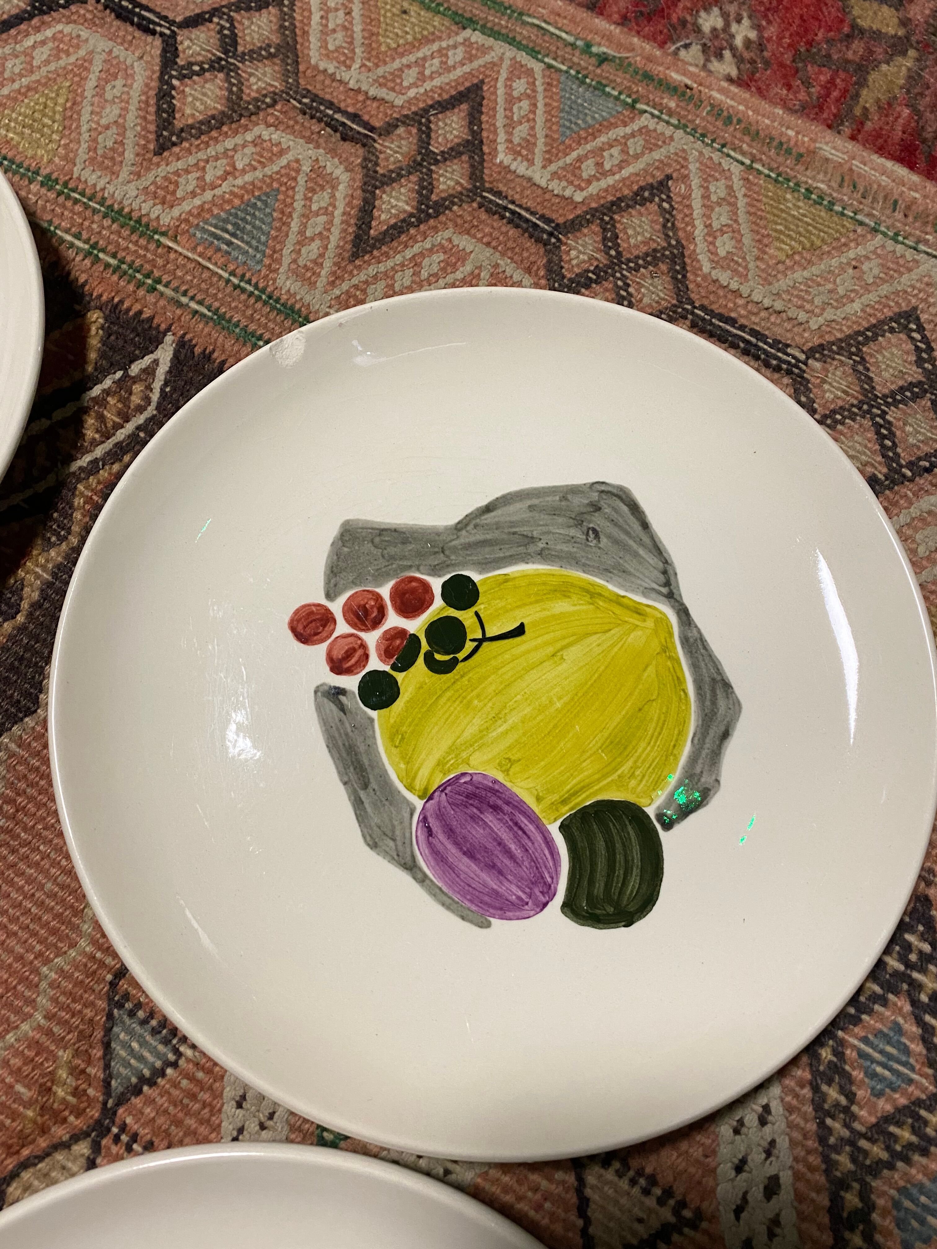 Set of porcelain plates with fruit signed Villeroy & Boch