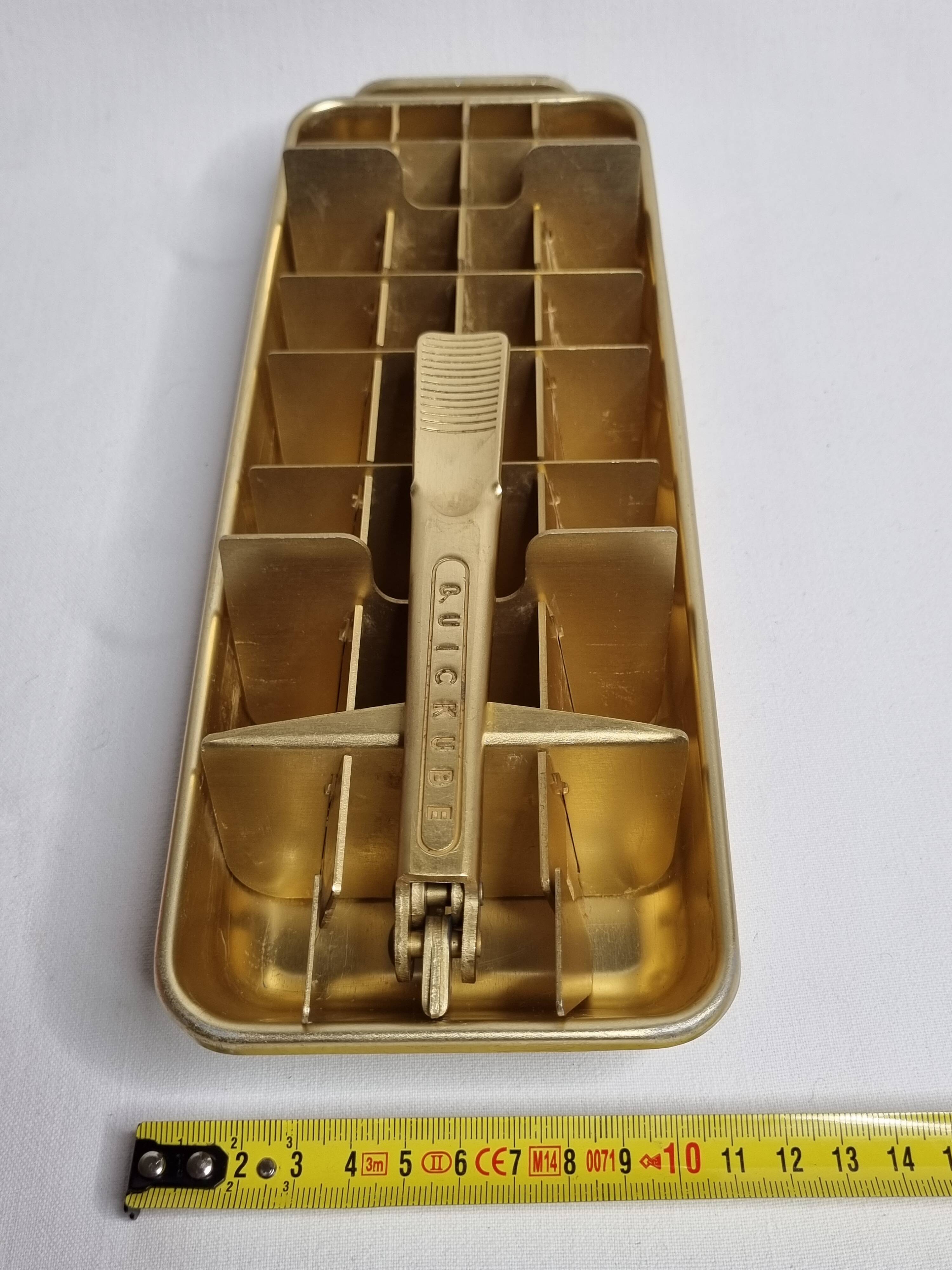 Frigidaire Quickcube Gold Metal Ice Cube Tray