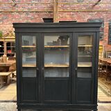 Showcase early 20th century