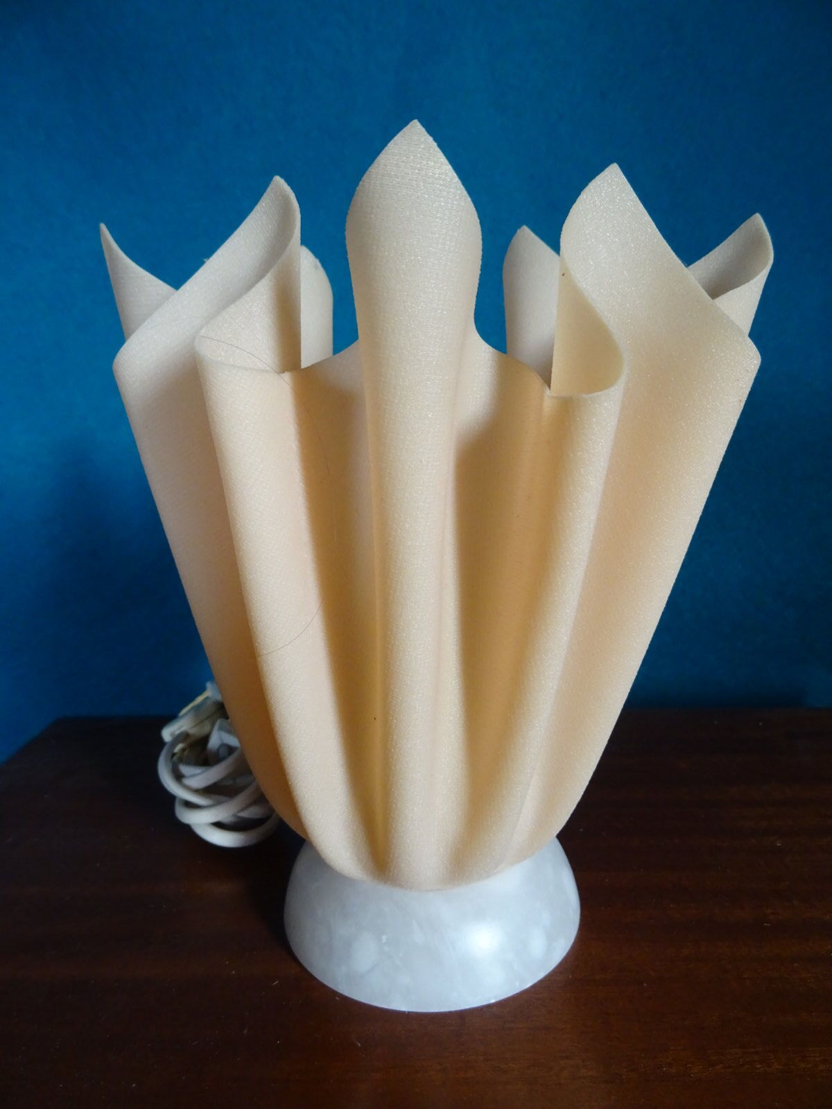 Lampe Coqueluche par Georgia Jacob