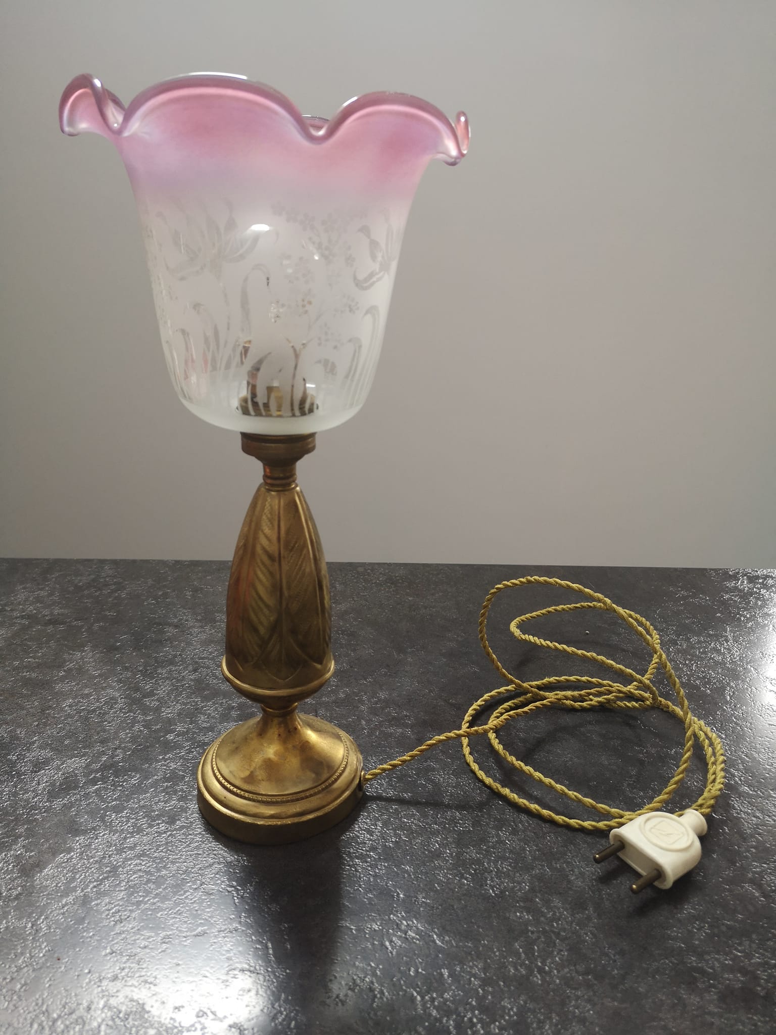 Old brass lamp glass purple Art Deco 1930 TBE H 30 cm
