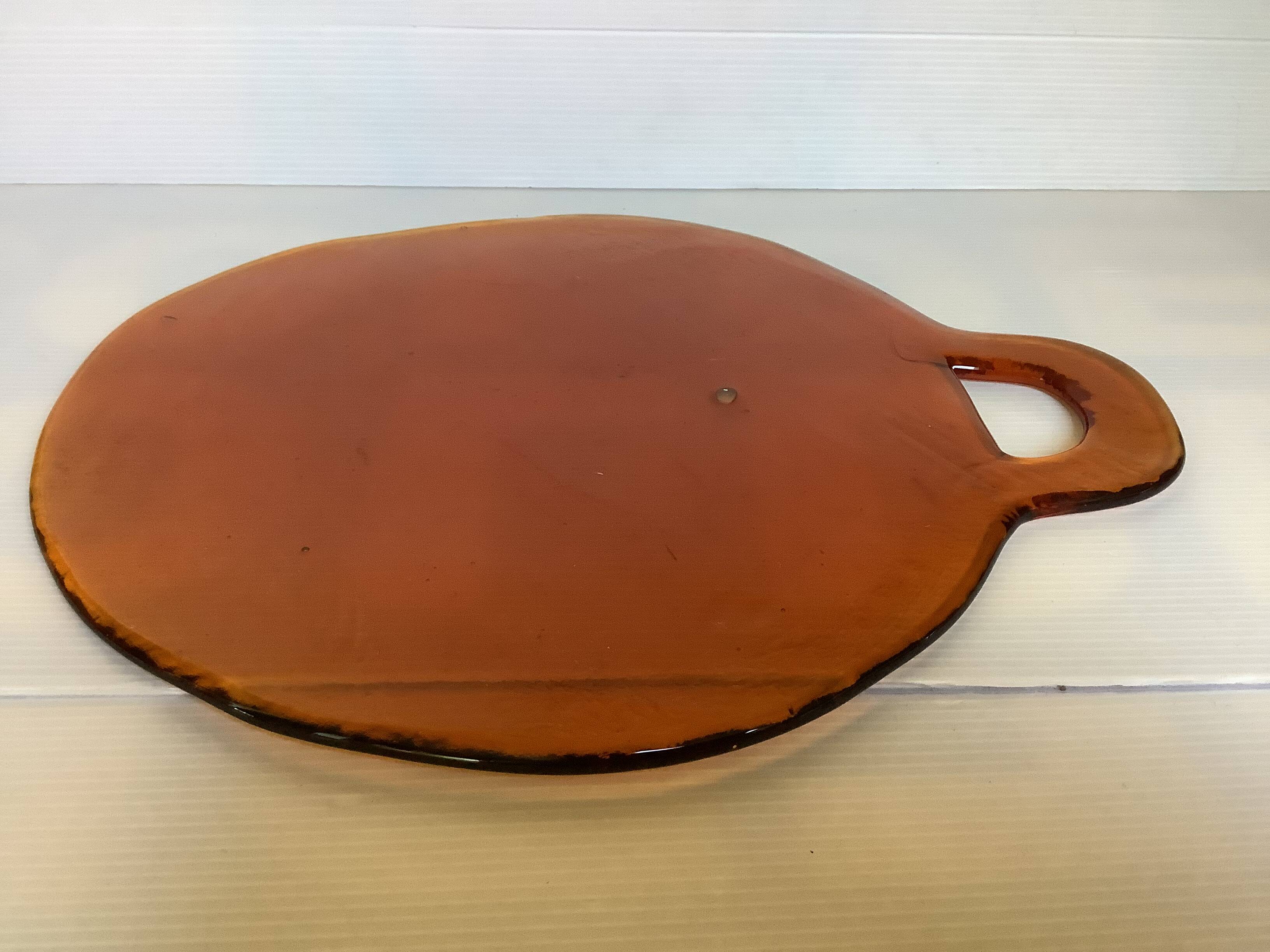 Artisanal glass cutting board