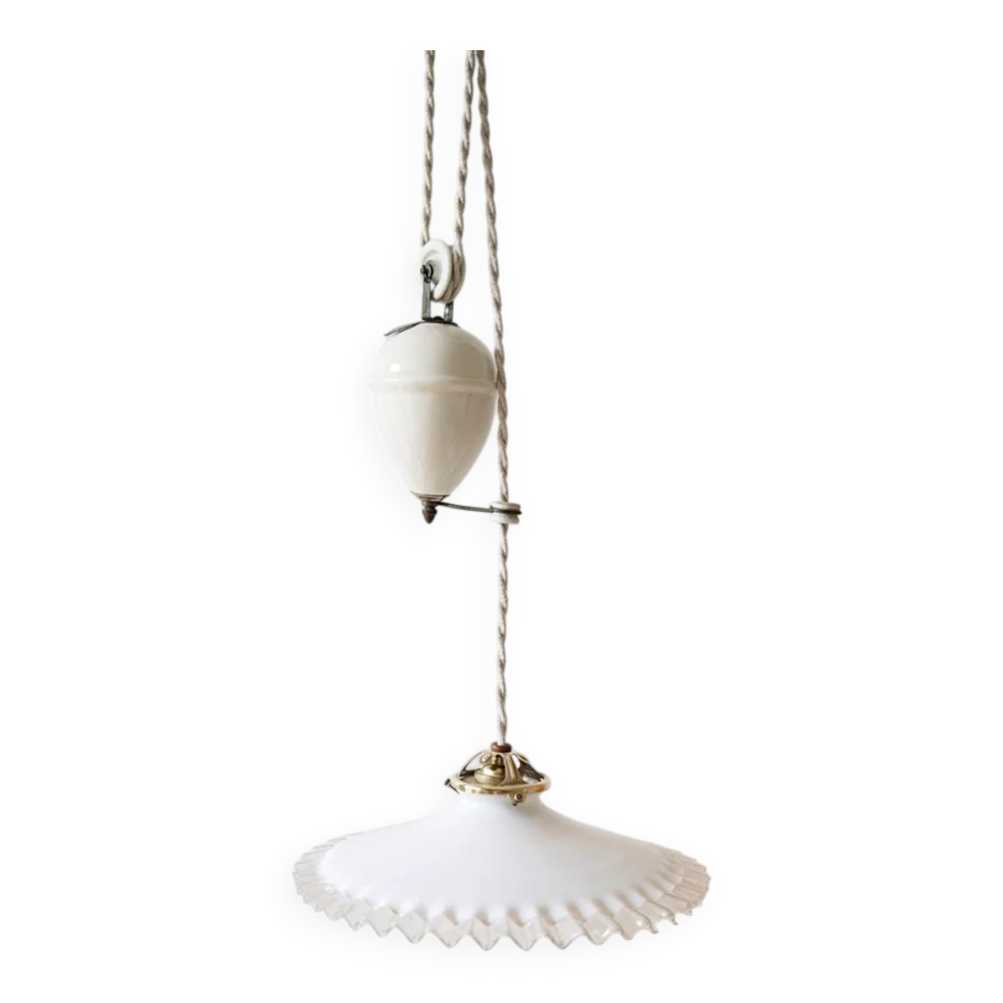 Opaline suspension, adjustable height.