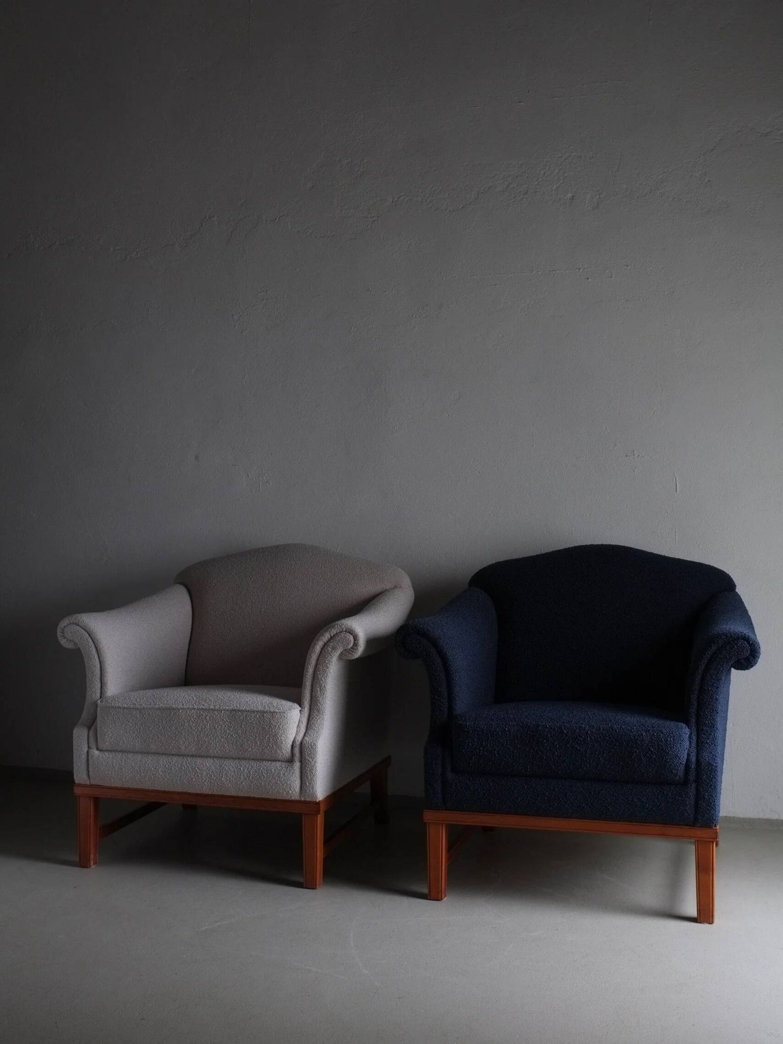 Fauteuil lounge gris bouclé | Suède | Années 1940