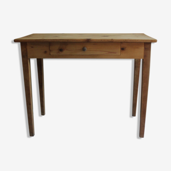 Table en bois brut