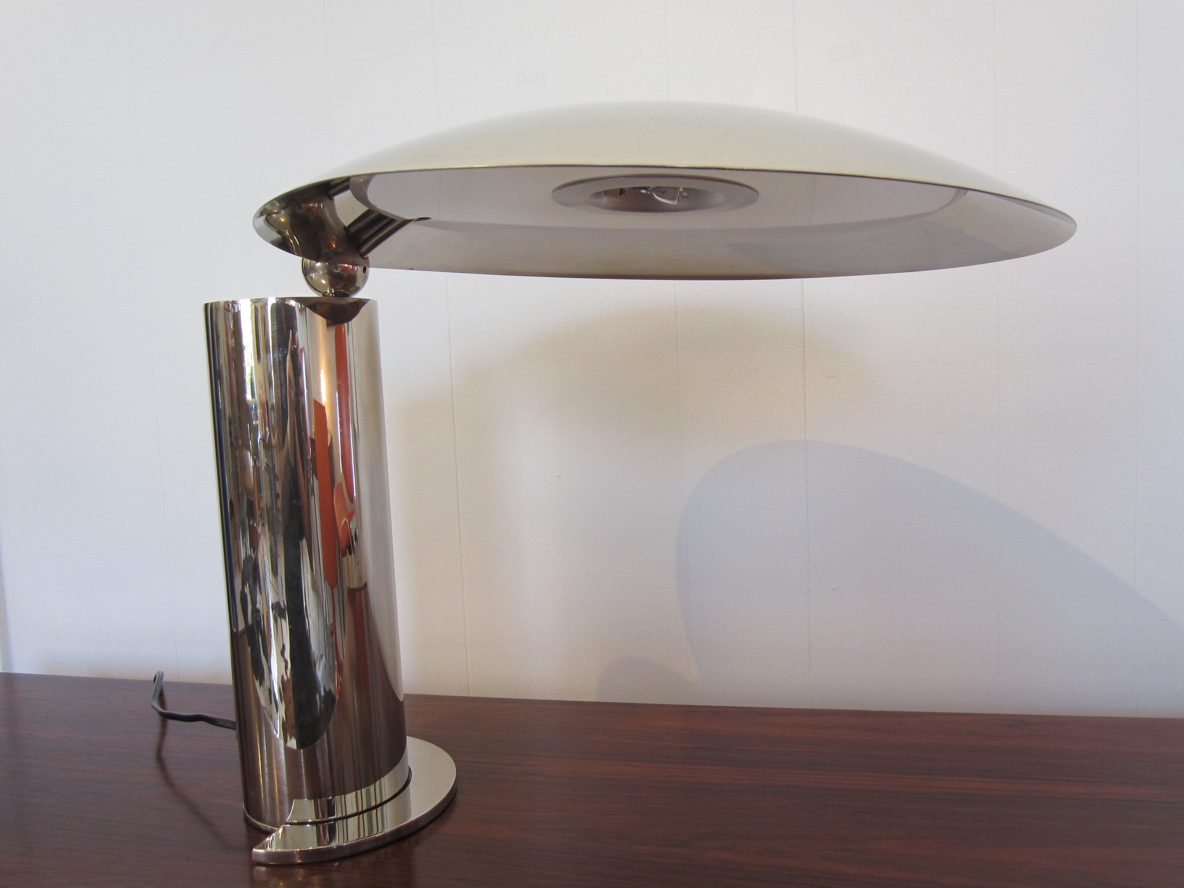 Washington desk lamp by Jean-Michel Wilmotte