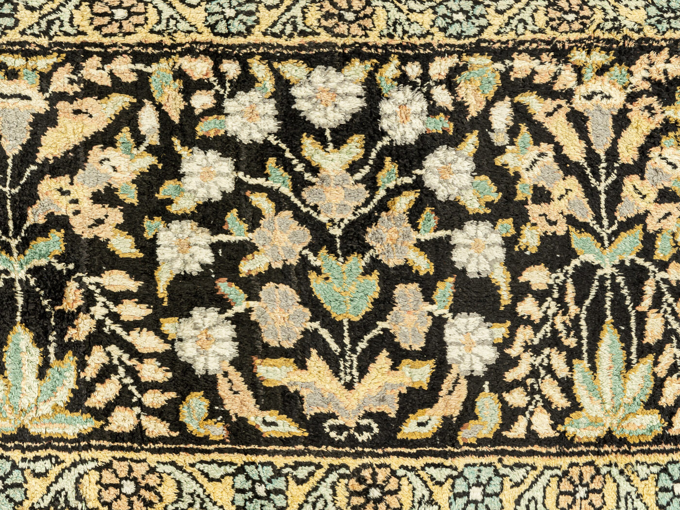Tapis des années 1960, 187 x 276