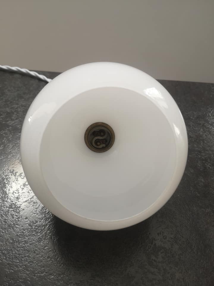 Suspension walkman old opaline white globe spirit night light 1930 Art Deco TBE Ø 13 cm