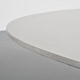 Coffee table by Arne Jacobsen, Fritz Hansen, circa 1970.