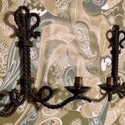 Paire d’appliques en fer forgé cordé