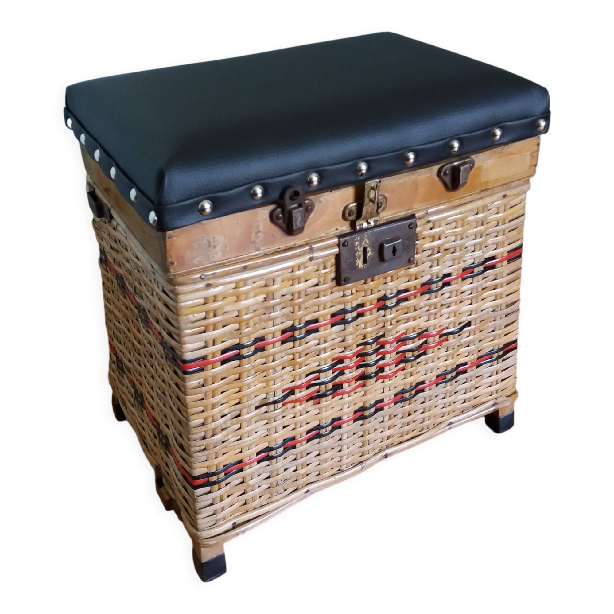 Fishing storage chest wicker fisherman's stool
