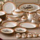Service complet 78 pièces en porcelaine de Limoges filet or