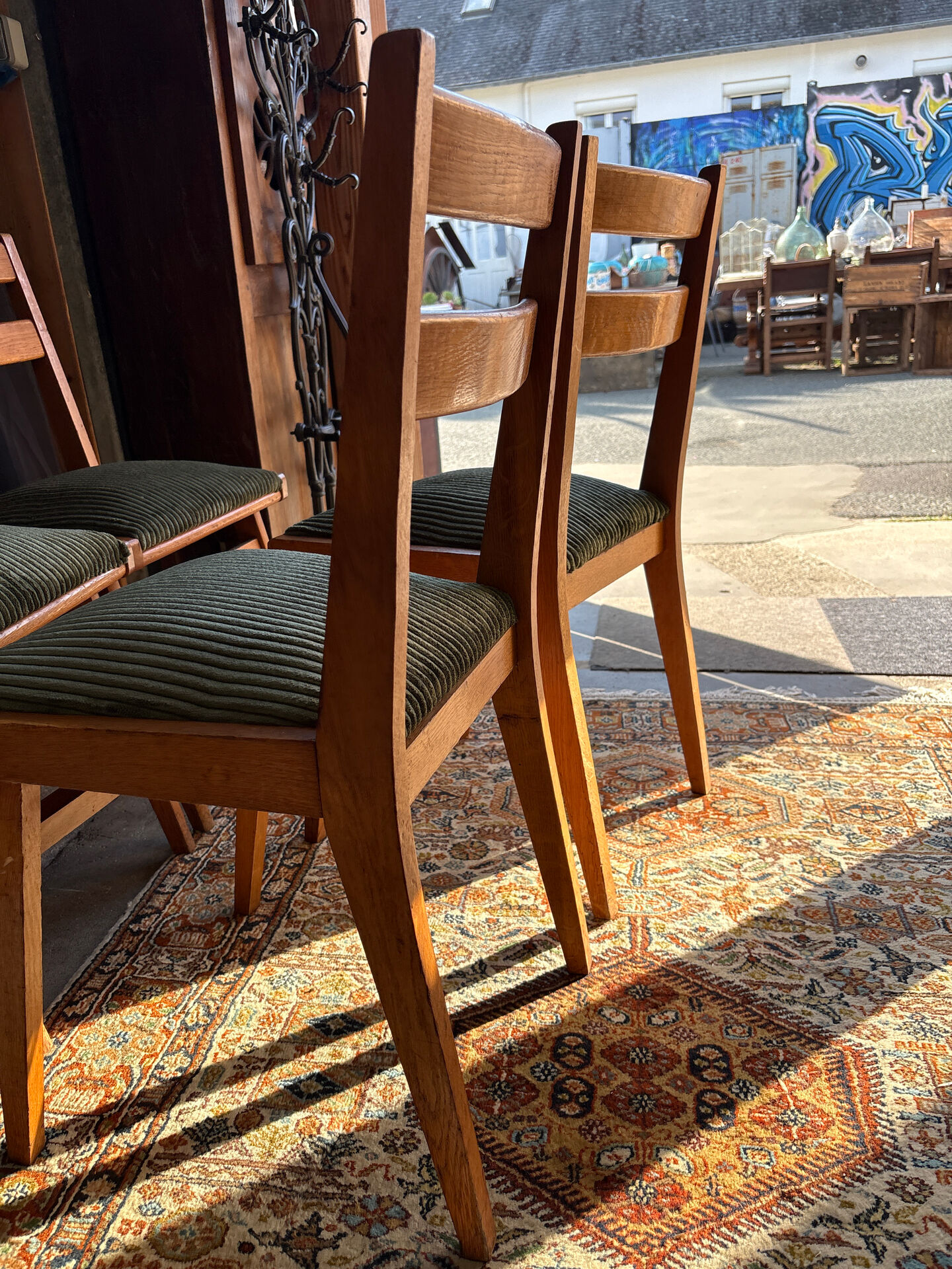Set of 4 vintage chairs in wood and corduroy – 1950s/60s