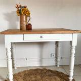 Farmhouse table