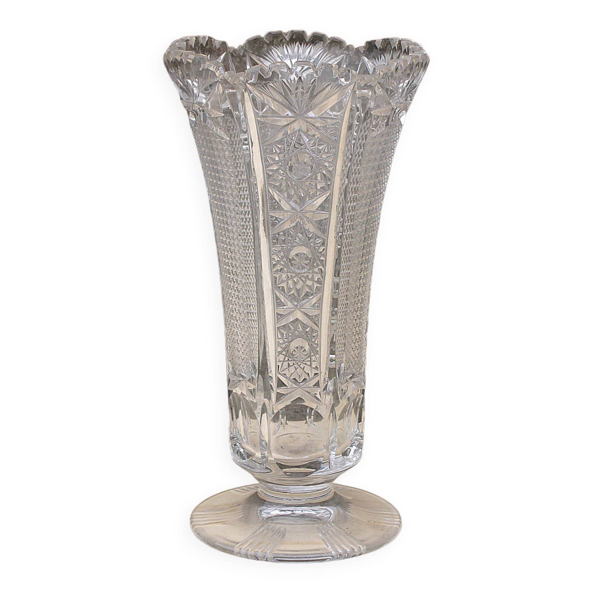 Chiseled crystal vase