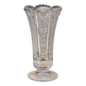 Chiseled crystal vase