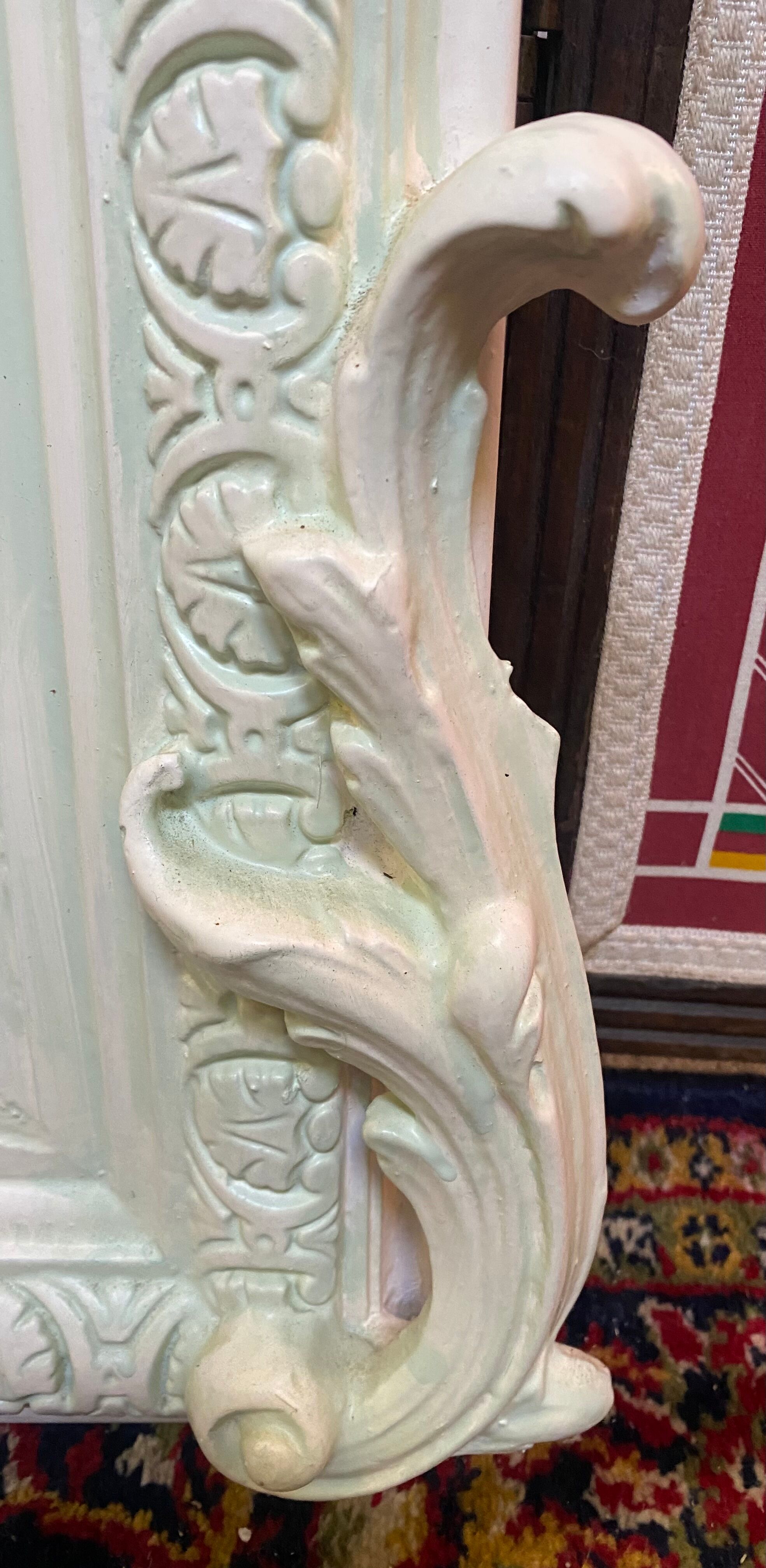 Mirror era Napoleon III, pediment and decorated frame