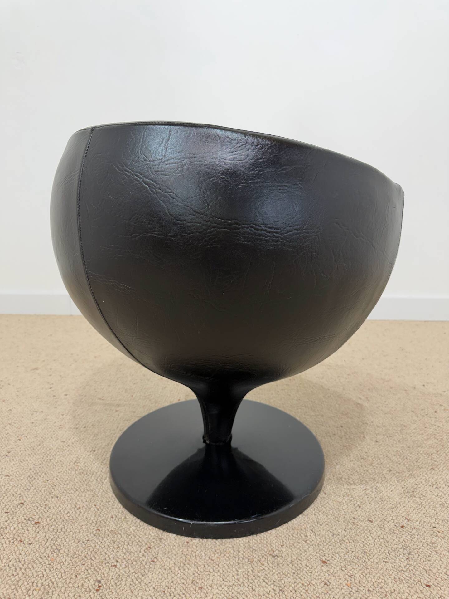 Luna armchair – Pierre Guariche for Meurop, 1967