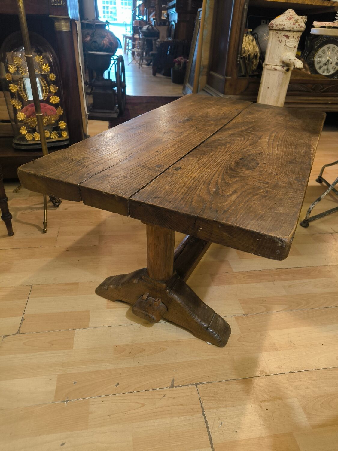 Monastery coffee table in solid elm.