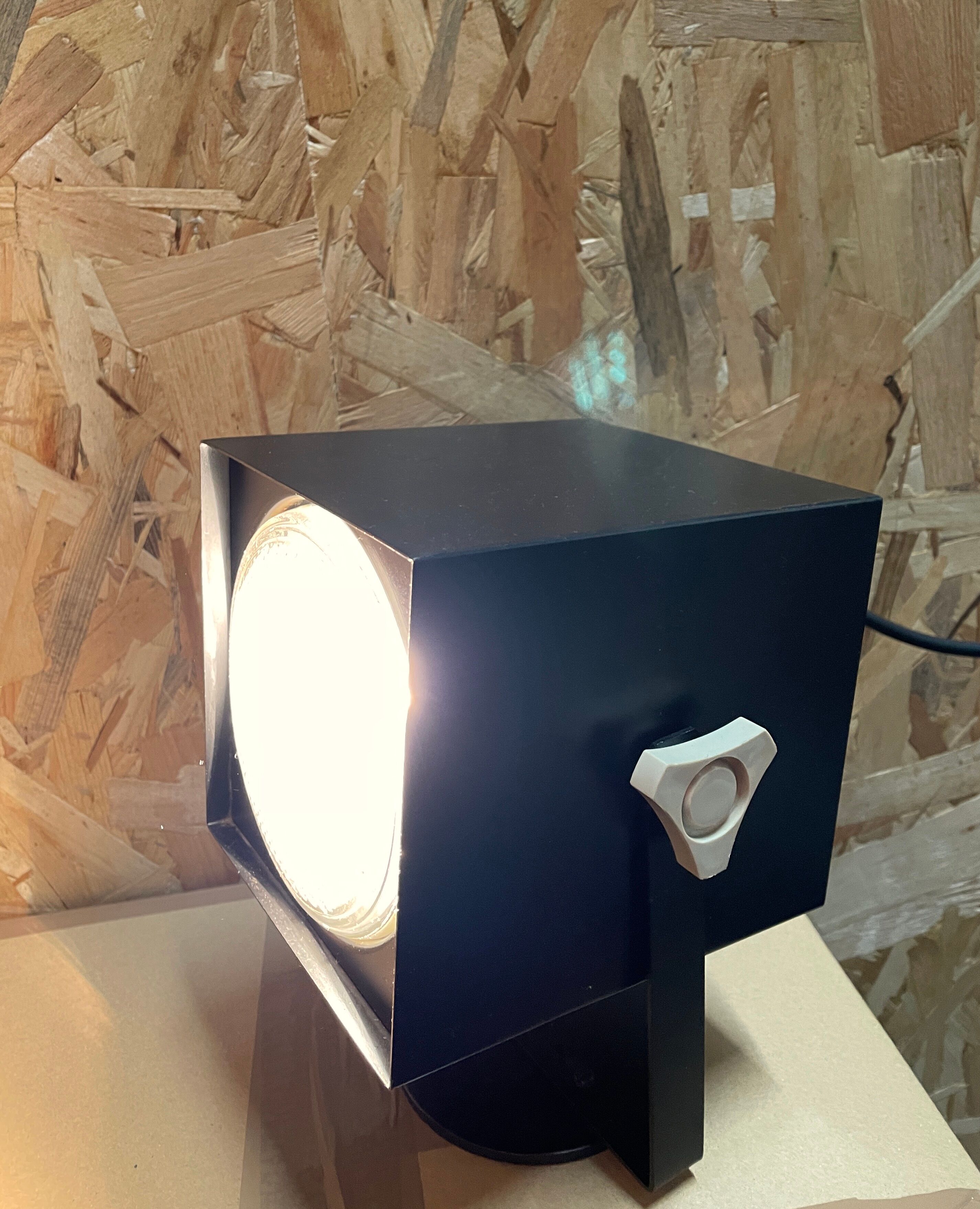 Lampe noire Parascot, années 1970