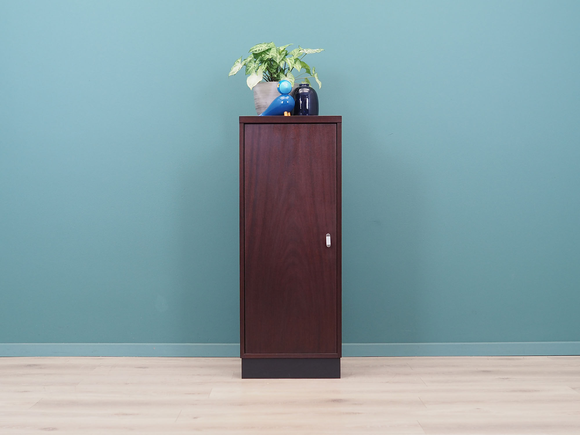 Armoire en acajou, design suédois, années 1960, fabriquée par Ulferts