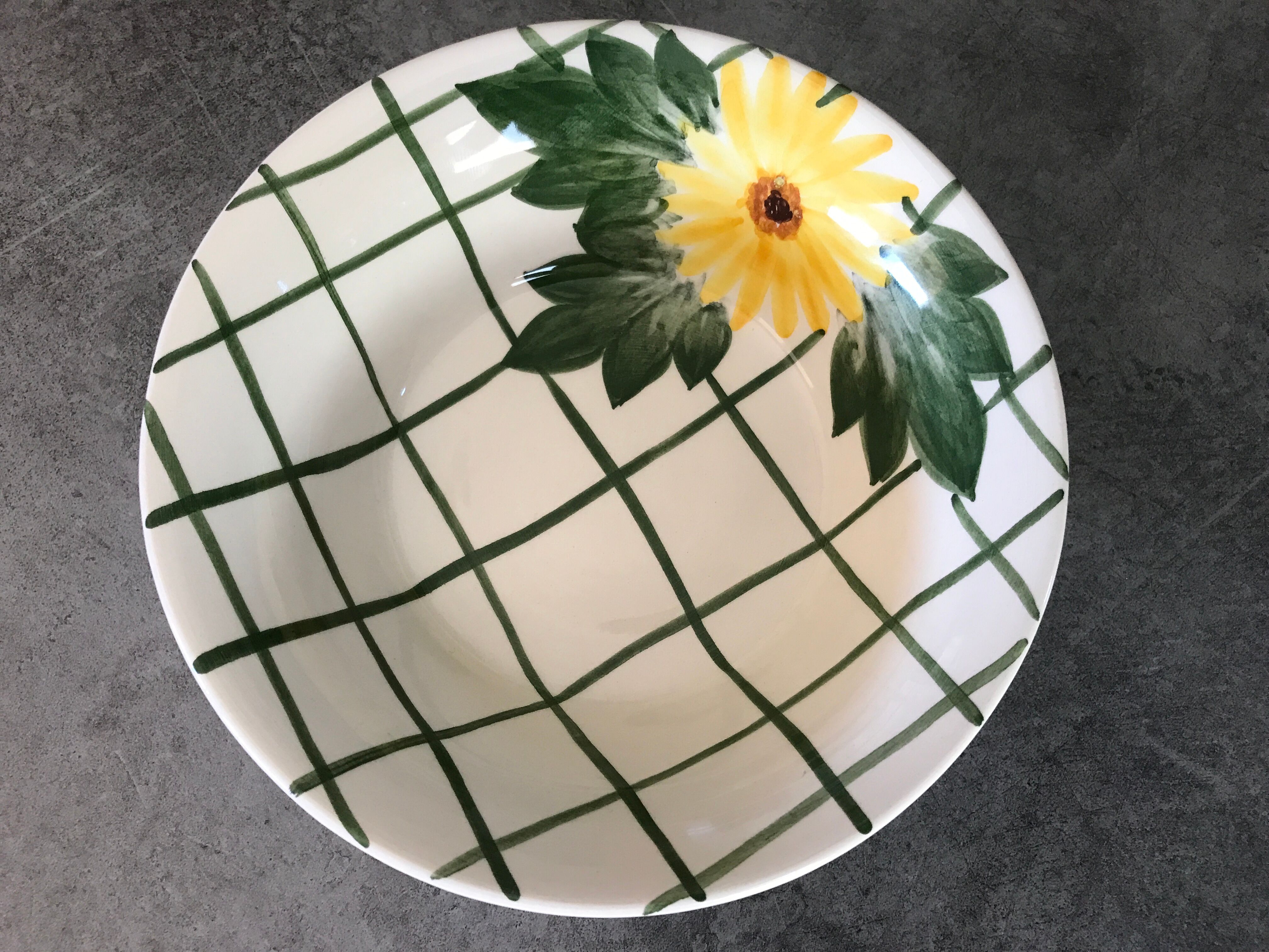 Cup vintage in ceramic enamelled signed fleur peinture decoration