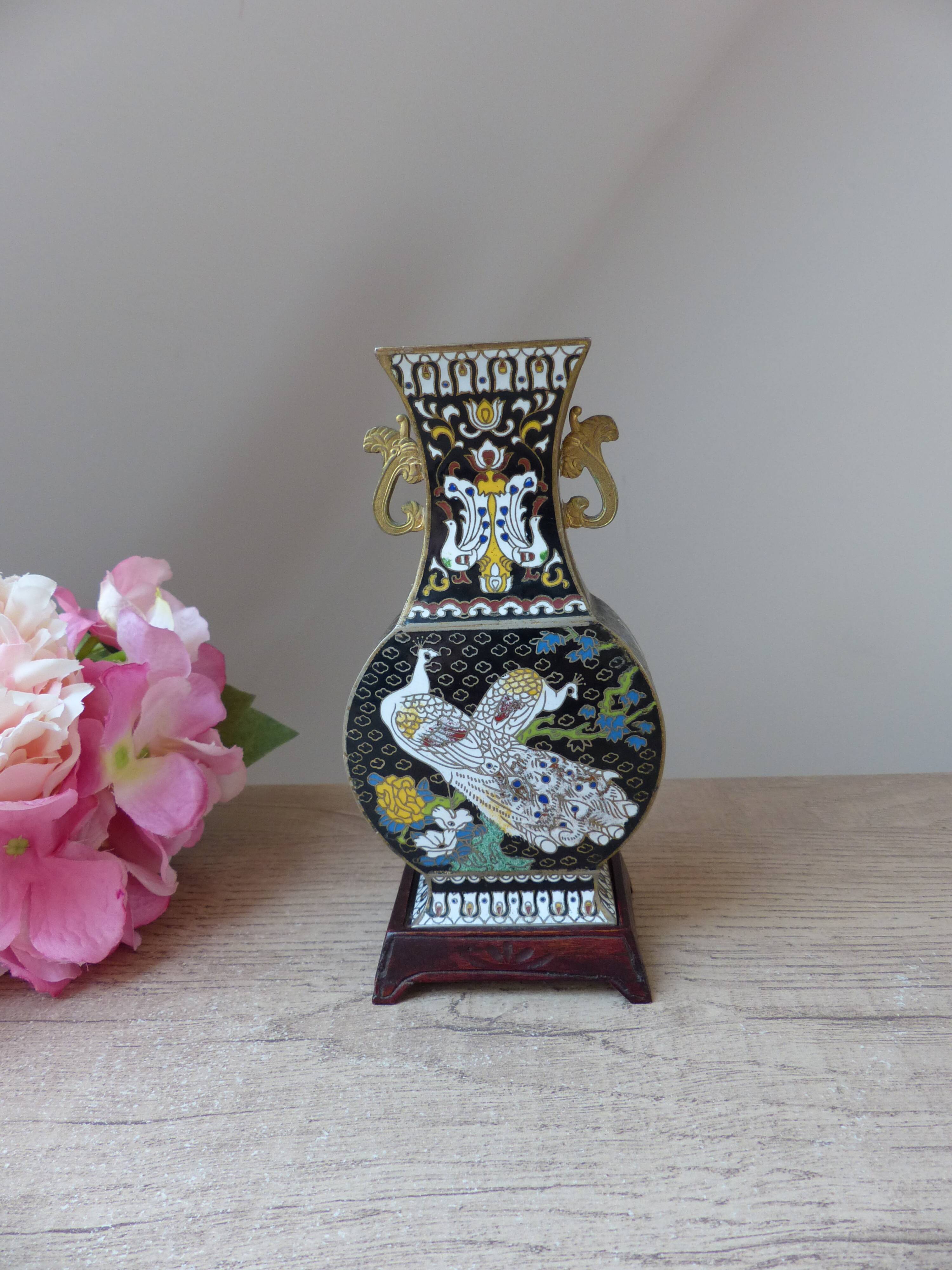 Vase pattern bird peacocks cloisonné asian decoration