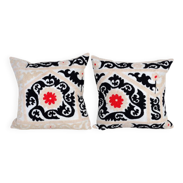 Lot de 2 housses de coussin brodées vintage 53x53 cm