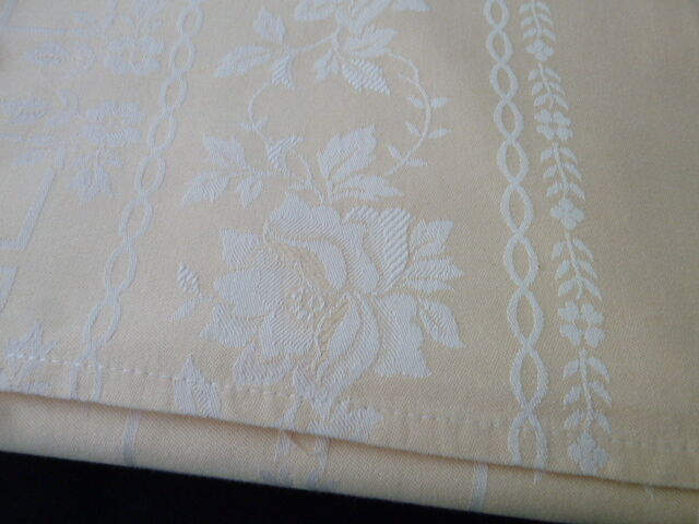 Vintage tablecloth in damask cotton champagne color