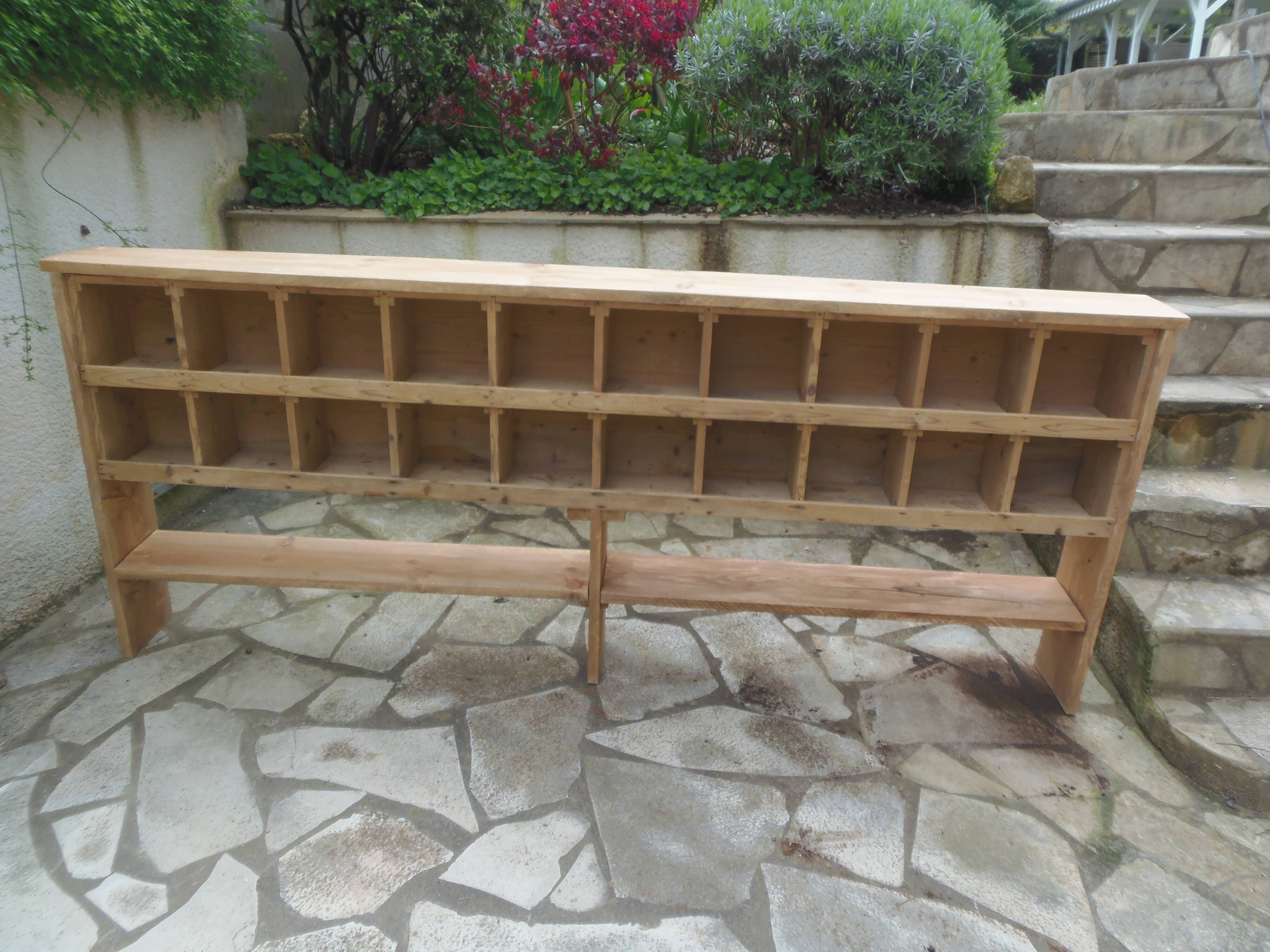 Vintage pitch pine craft furniture, 20 lockers, 2 mobile shelves