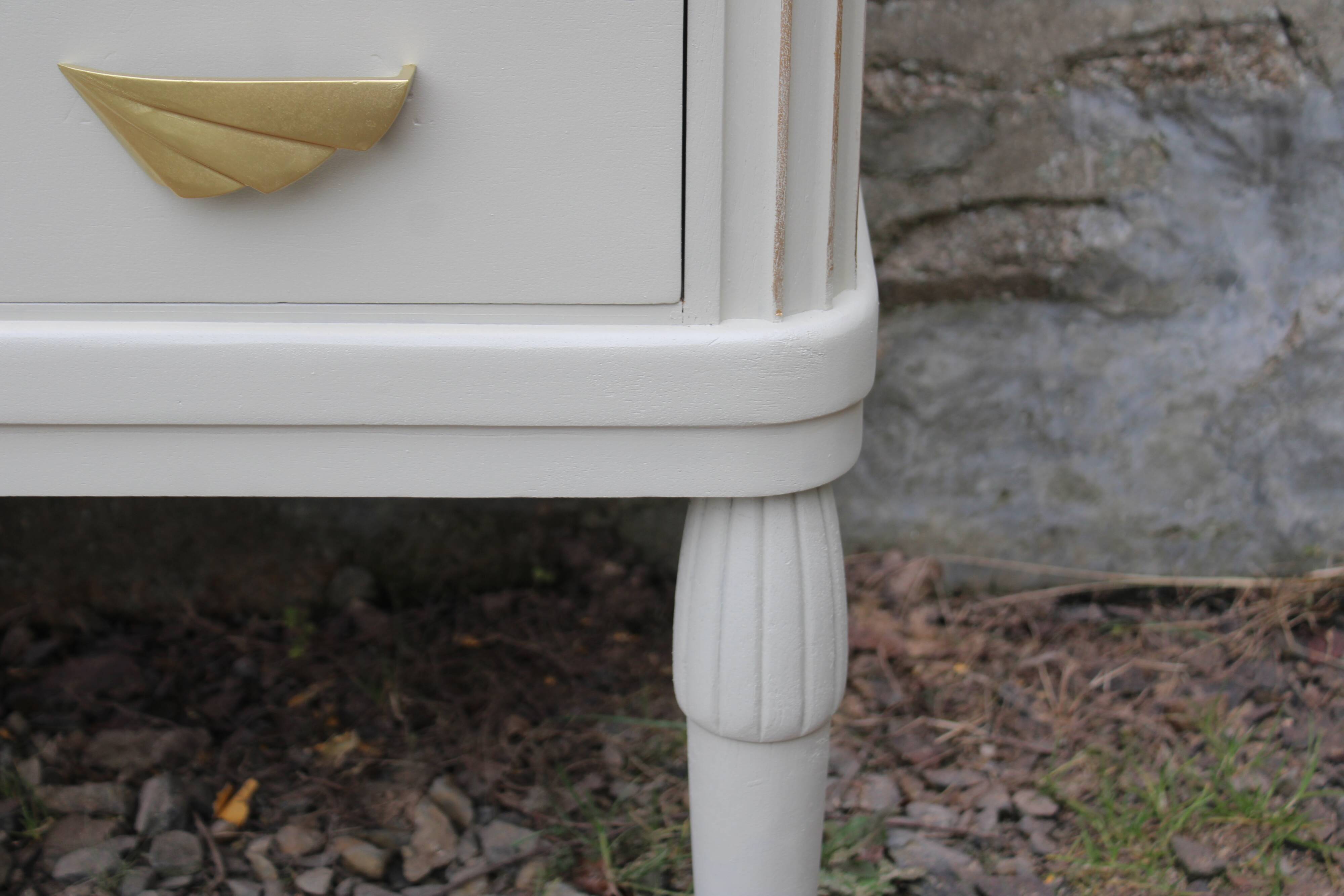 Antique art deco chest of drawers