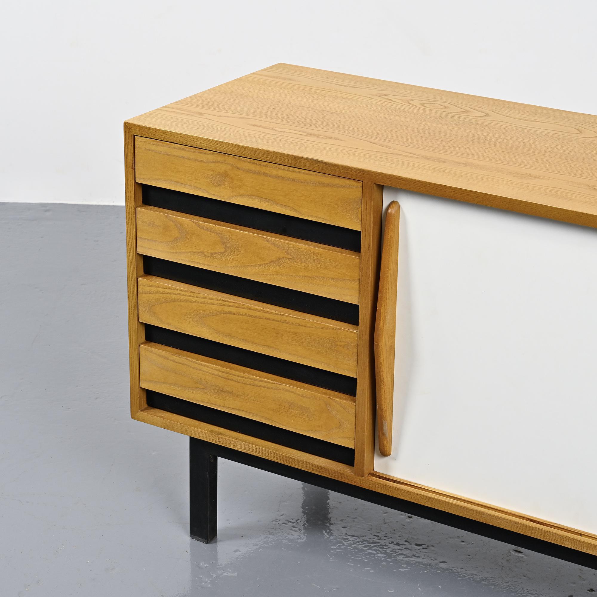 Enfilade Cansado par Charlotte Perriand, circa 1960