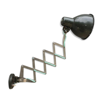 Accordion lamp 1950 push button on base