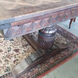 Rectangular table with extensions