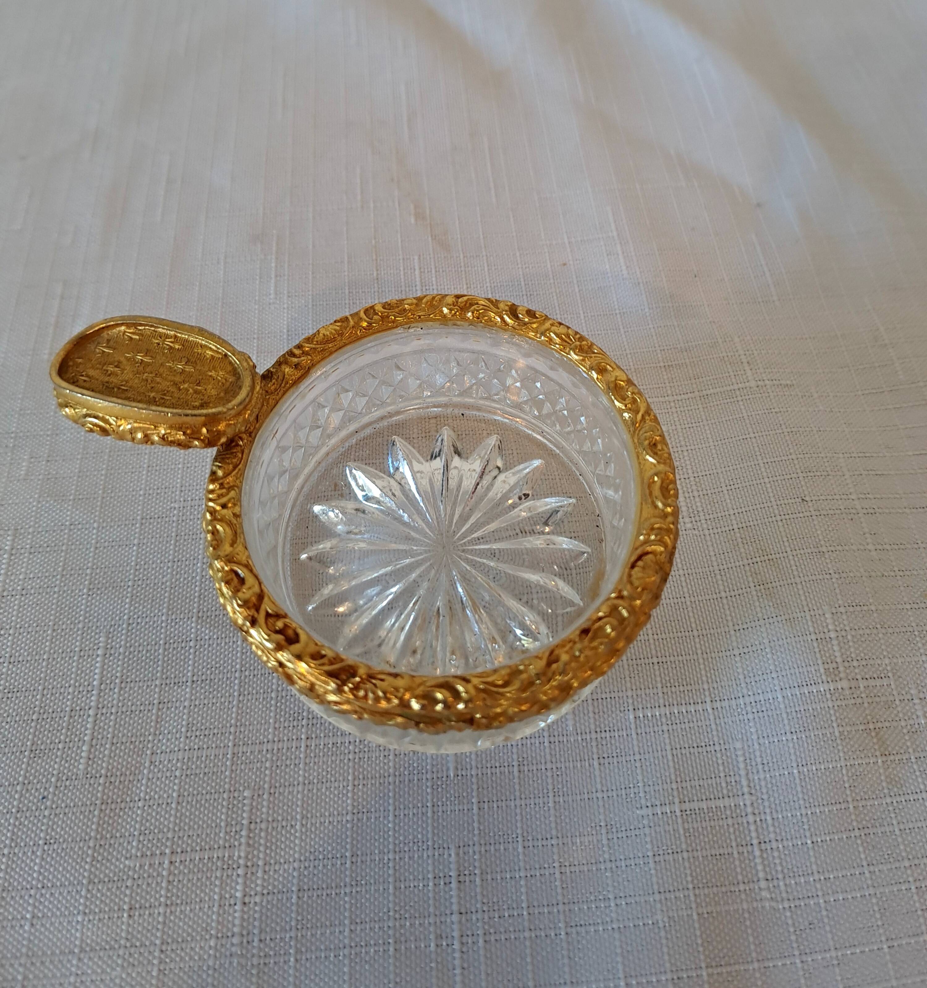 Antique ashtray in cut crystal and gilded bronze frame