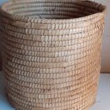 Vintage round straw basket
