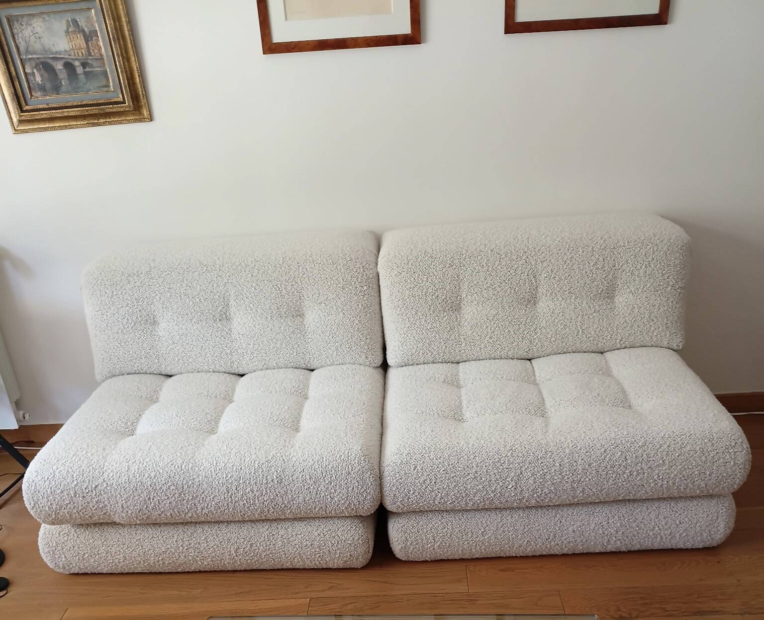 Paire de chauffeuses par Pedro Almodóvar x Roche Bobois