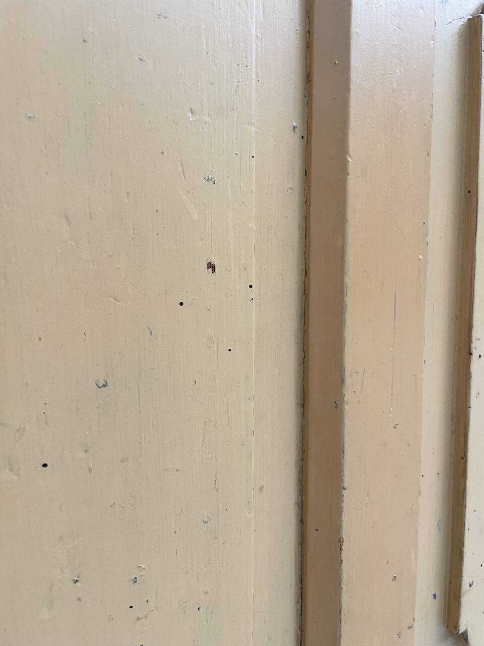 Yellow patina commercial counter from the 50s