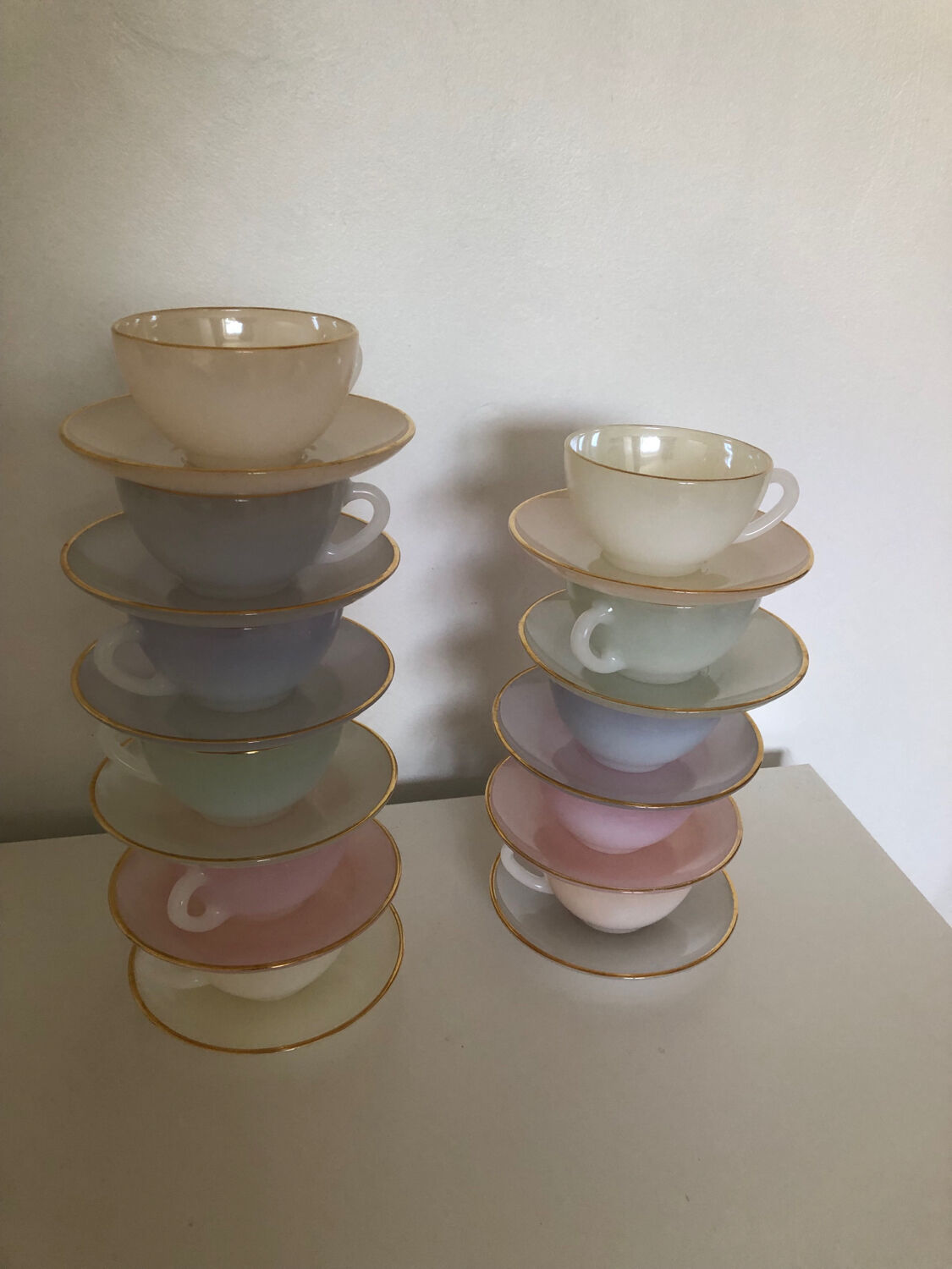 Arcopal 11 cup and saucer service