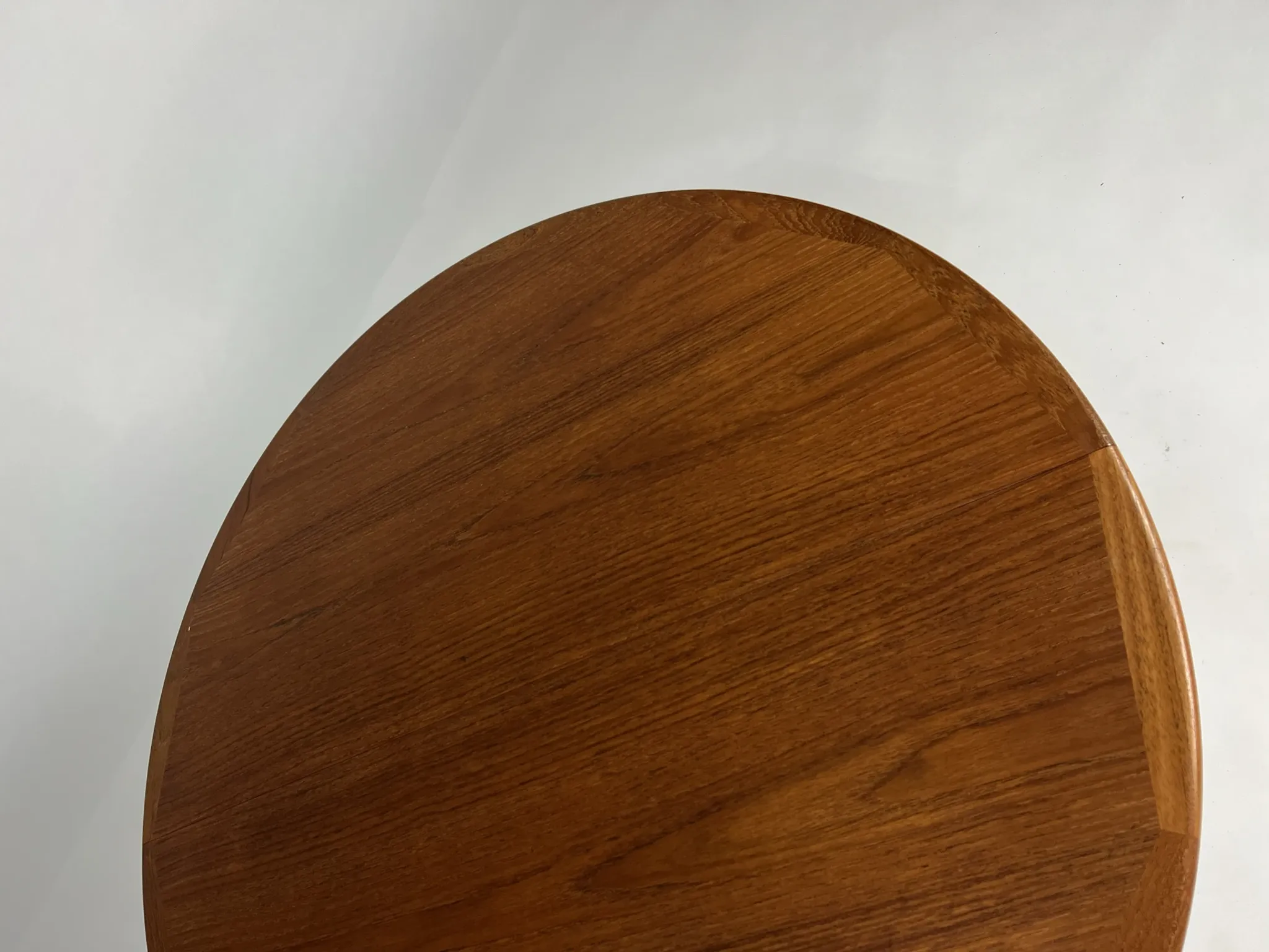 Danish teak dining table round vintage mid-century design VV Mobler