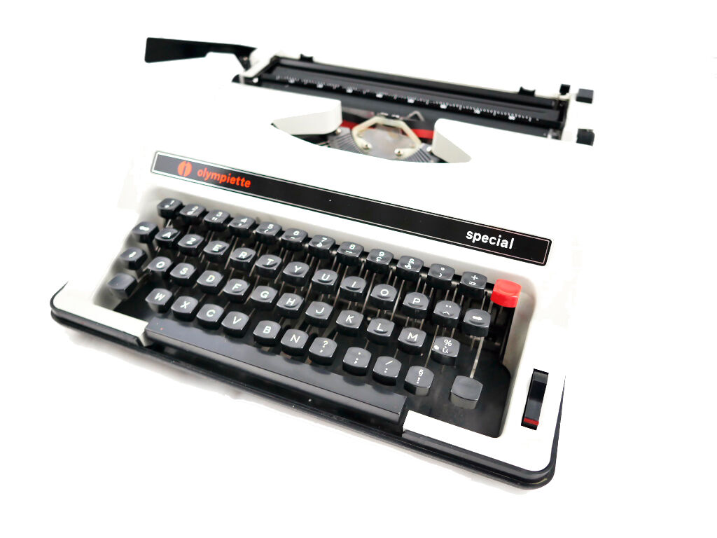 Olympiette special olympia grey typewriter