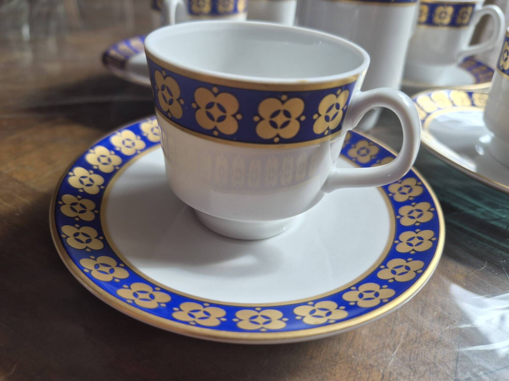 Vintage coffee service in porcelain Schumann Arzberg Bavaria - Blue and Gold