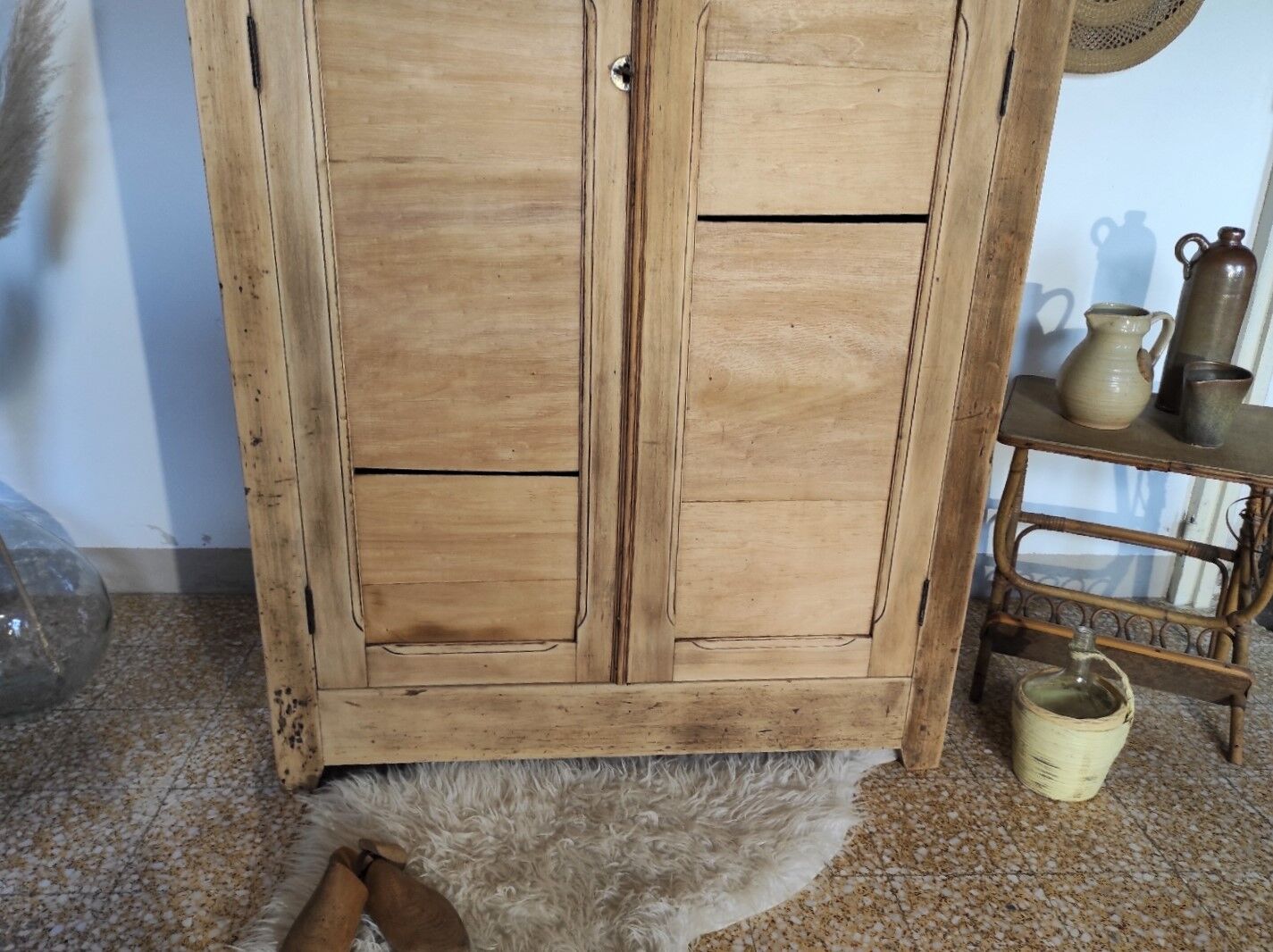 Armoire parisienne