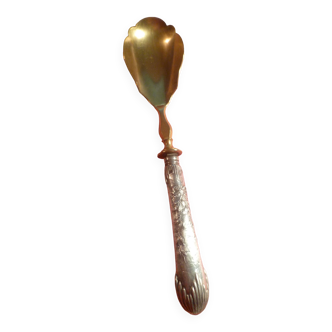 ENTREMETS SPOON in hallmarked silver? carving on the spoon