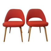 2 conference chairs by Eero Saarinen