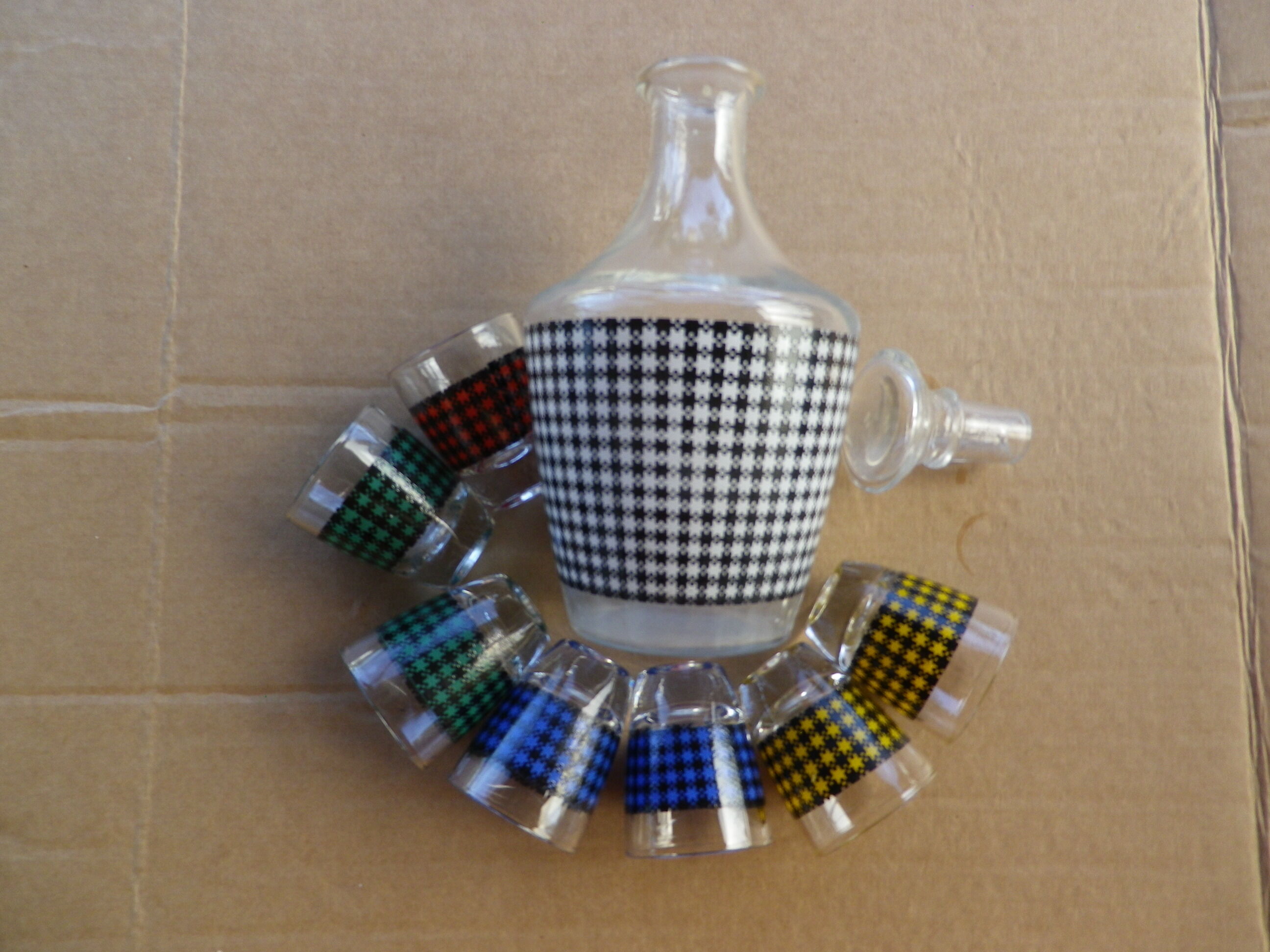 Vintage liqueur service