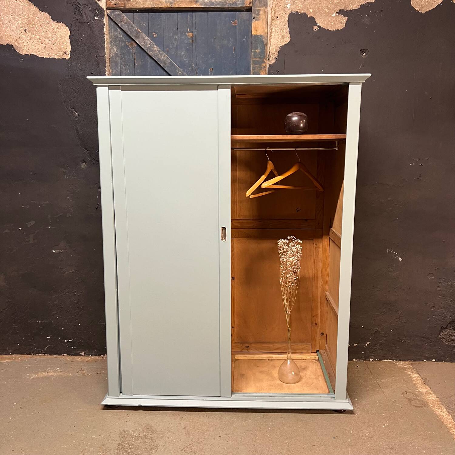 Vintage sliding wardrobe