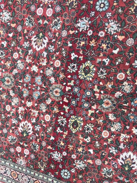 Vintage Turkish carpet Hereke end knoated hand 150x225 cm