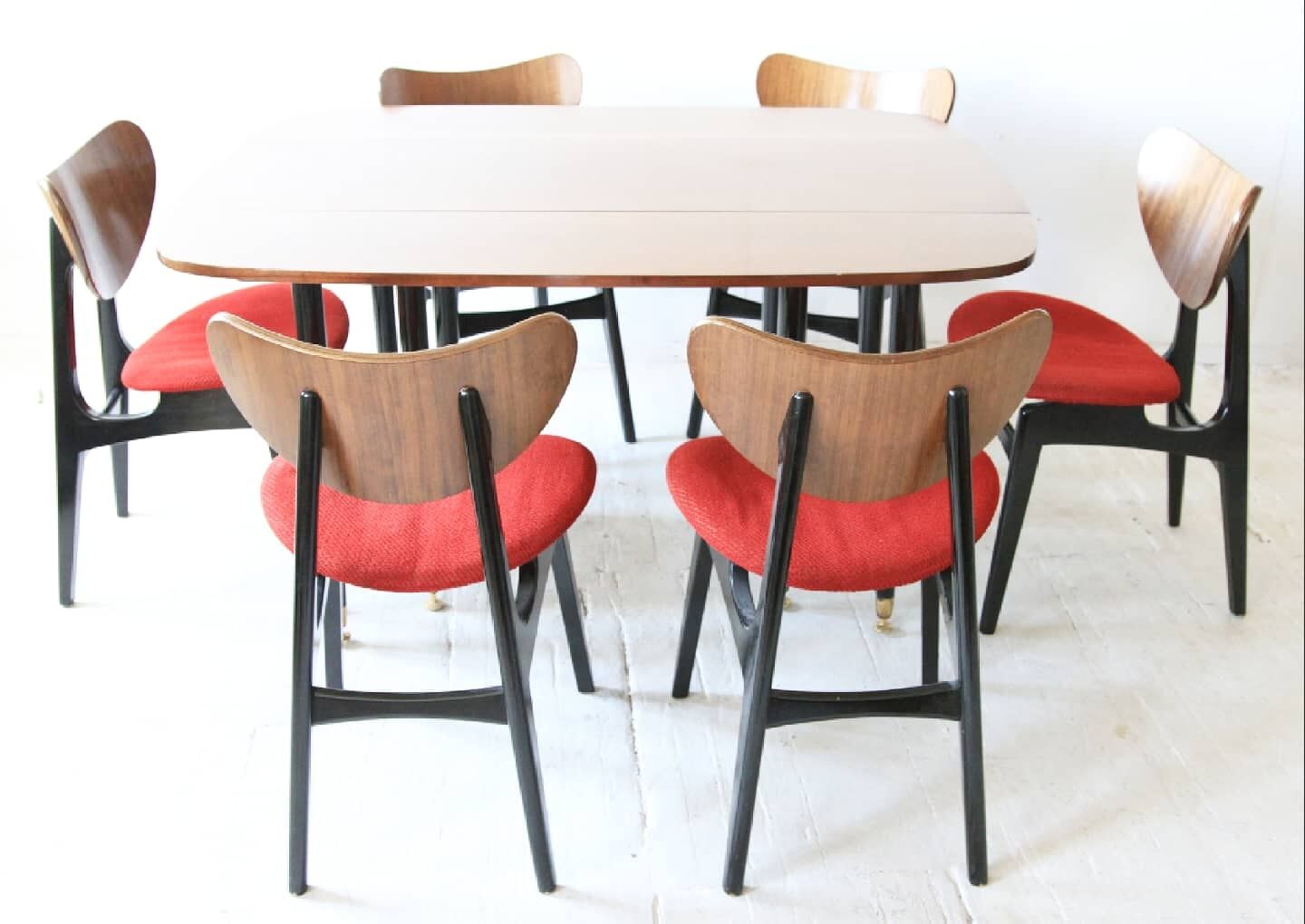 Mid-Century Drop Leaf Table with Butterfly Dining Chairs by E. Gomme for G-Plan, Set of 7